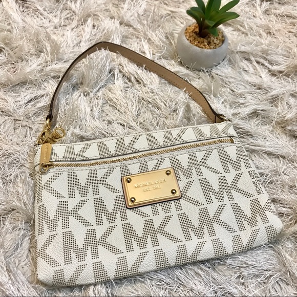 Michael Kors Mini Monogram Handbag Wallet Zipper - Picture 2 of 8